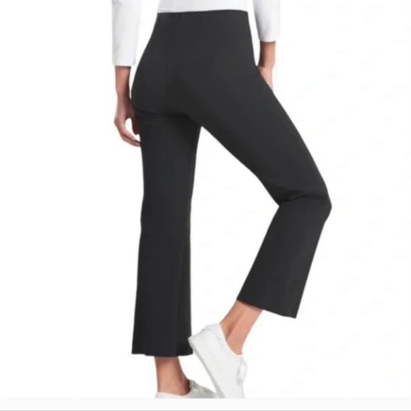 EUC ATHLETA MERCURIAL CROP FLARE PANTS black - Picture 2 of 9